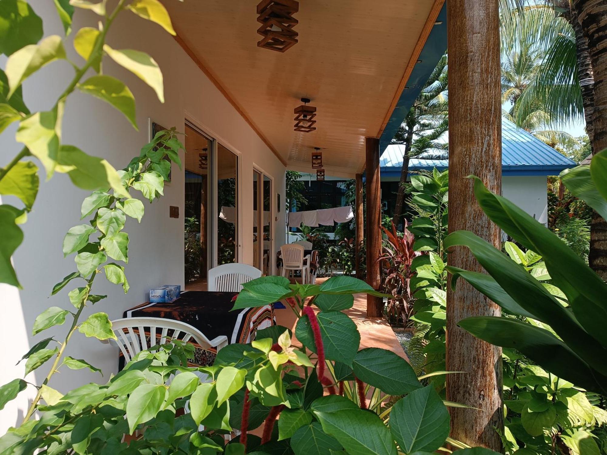 Blue Water Thoddoo Inn Habitación foto